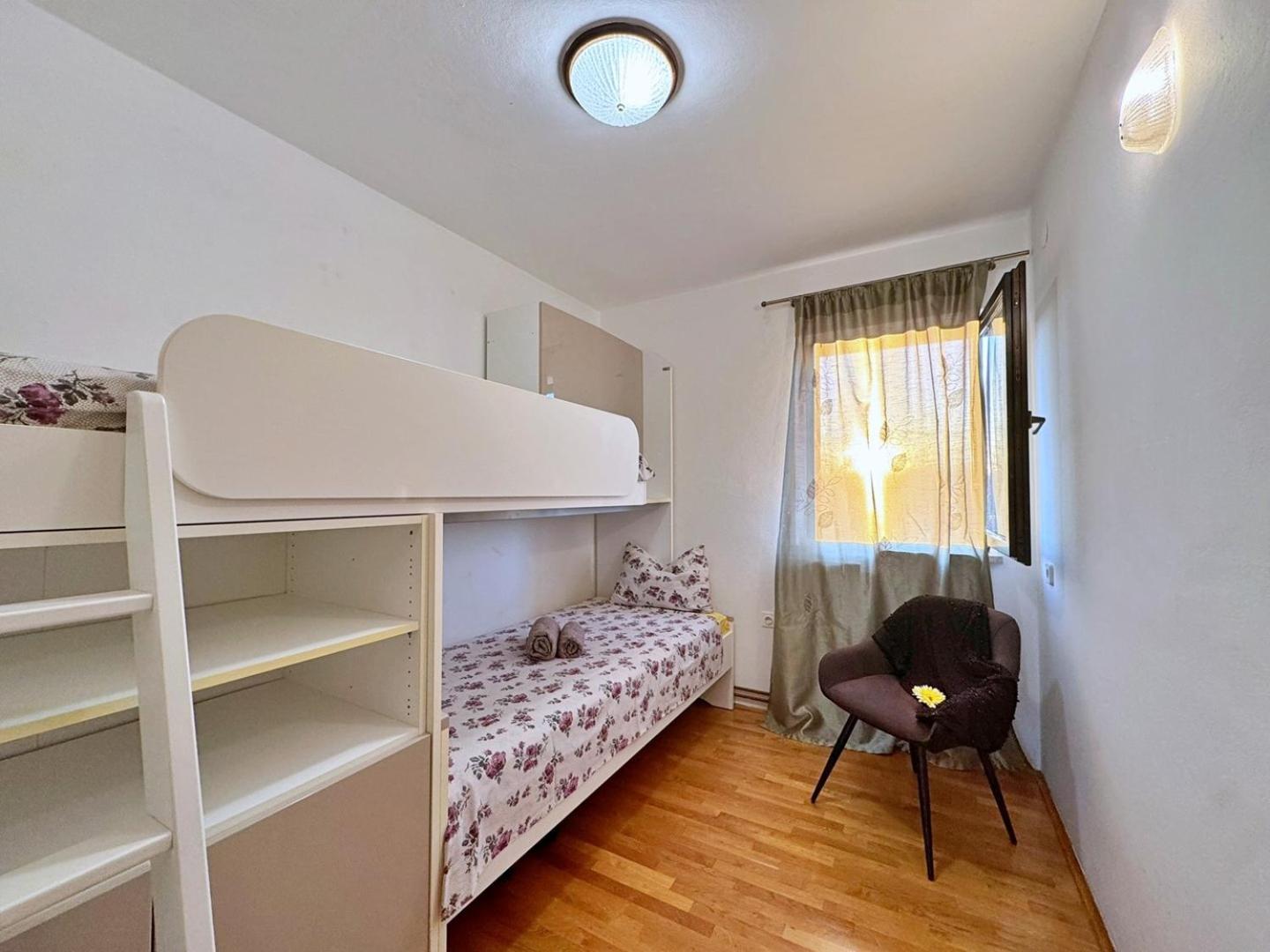 Apartments Katarina Malinska Exterior foto